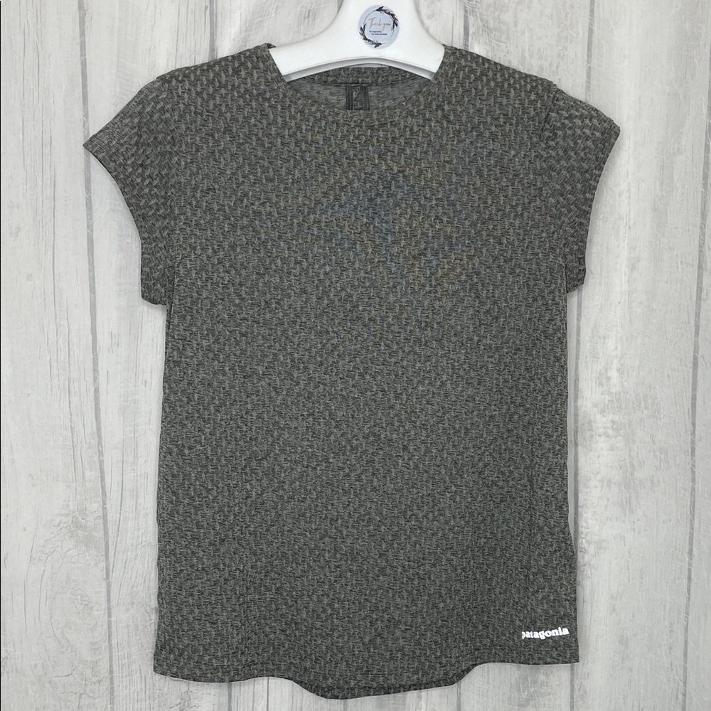 Patagonia Charcoal Heathered Short Sleeve Tee